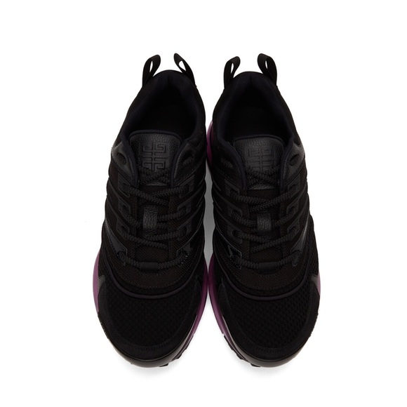 Men’s Givenchy Sneakers - Picture 3 of 7